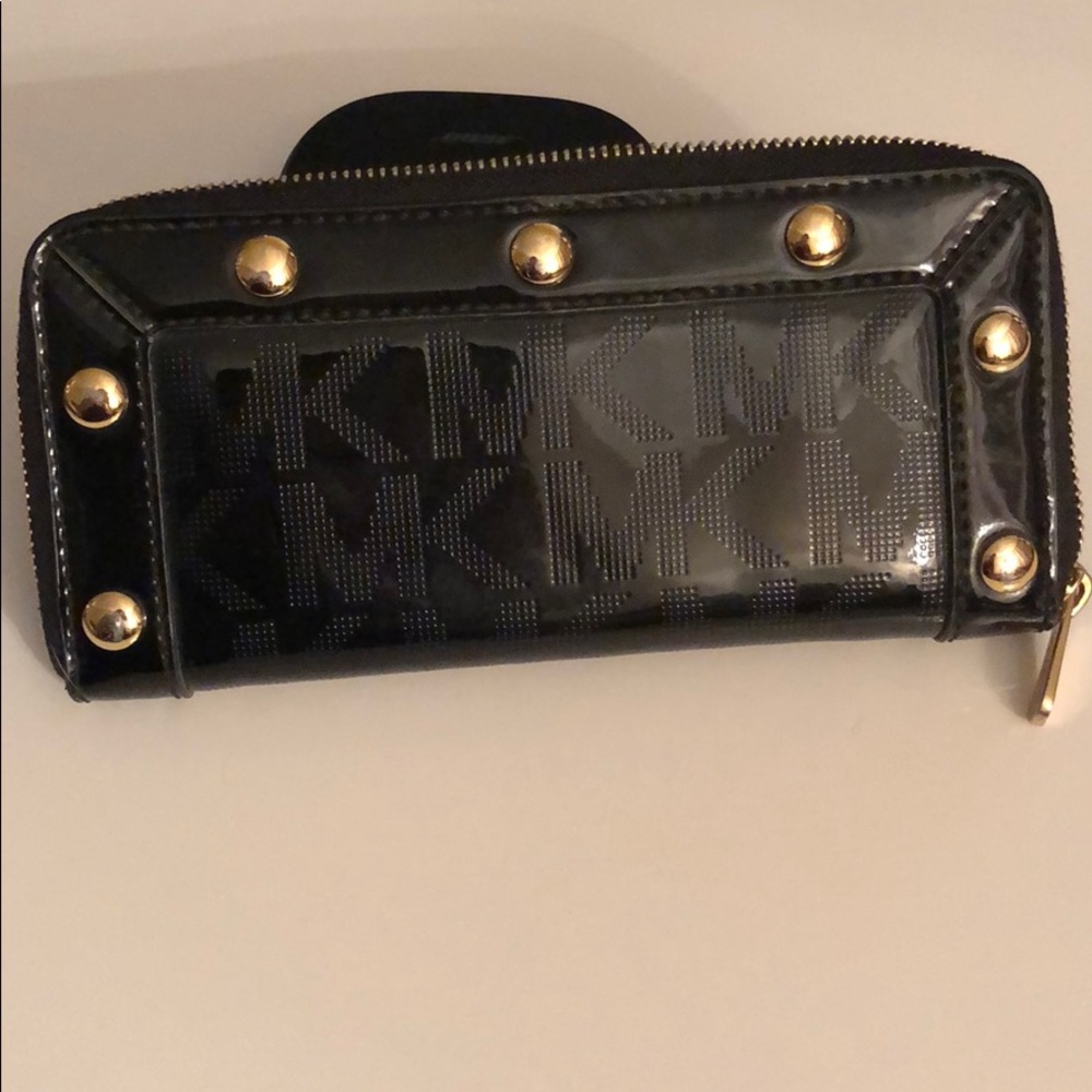 Michael Kors (MK) Patent Leather Wallet Studs